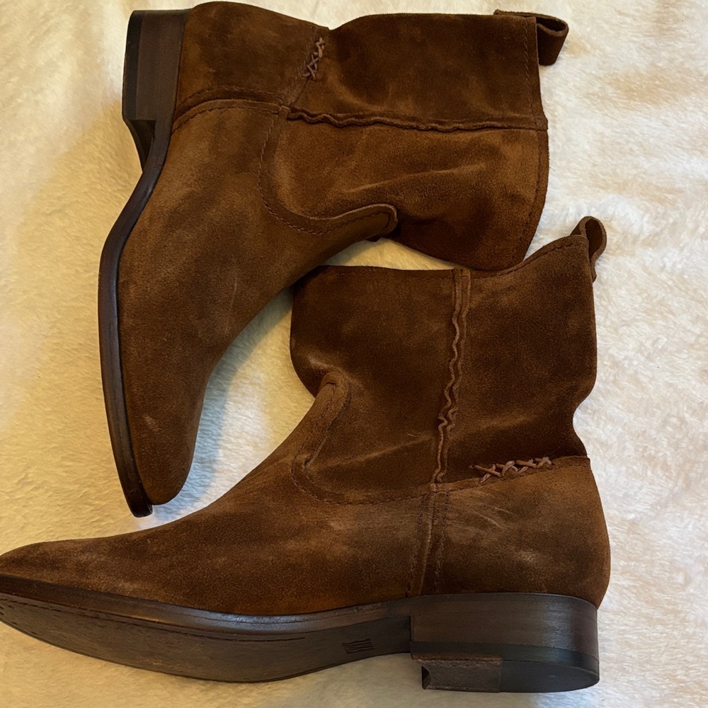 Frye Women's Brown Suede Ankle Boots